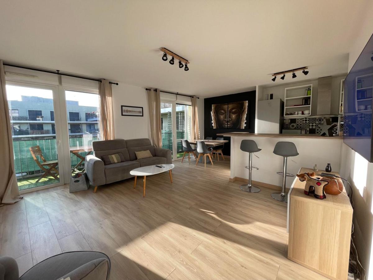 Charmant Logement Avec Jacuzzi Mantes-la-Jolie Zewnętrze zdjęcie
